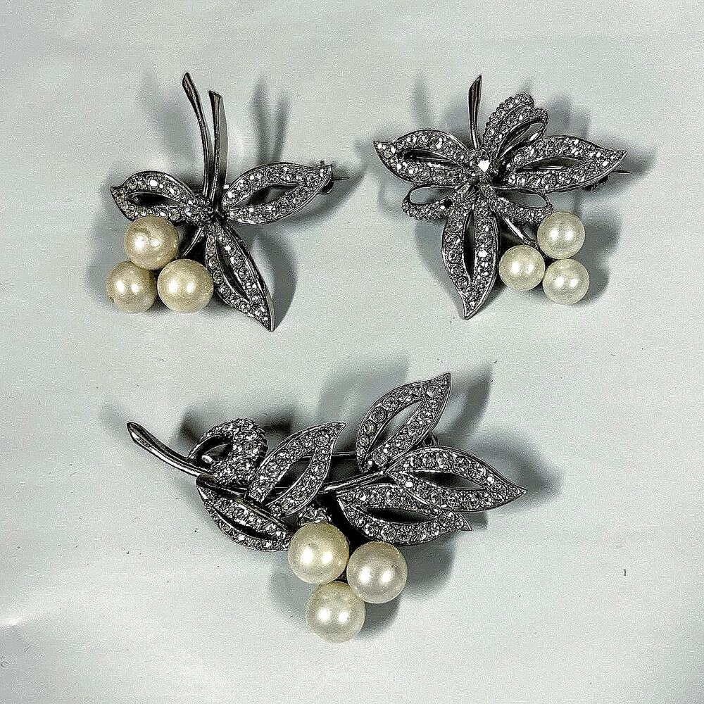 3 Vintage Faux Pearl + Rhinestones + Silver Tone  Leaf Brooches Pin 1.5” - 2”